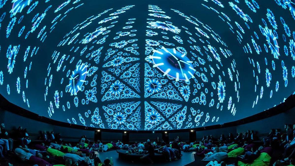 沉浸式投影:球幕投影技術(shù)的視覺魔力