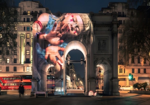 創(chuàng)意之光：樓體3D激光投影的驚艷之旅