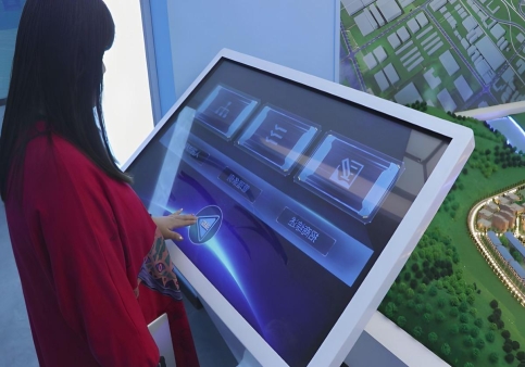 智能互動多點(diǎn)觸控屏一體機(jī)：變革你的互動體驗(yàn)