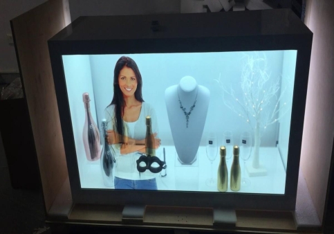 透明液晶屏展示柜設(shè)計案例：引領(lǐng)未來產(chǎn)品展示創(chuàng)新