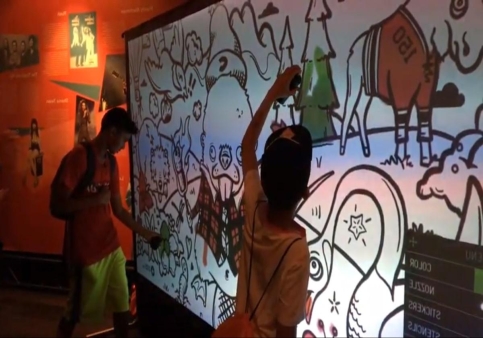 用創(chuàng)意魔法點亮商場墻面：兒童互動涂鴉的奇妙世界